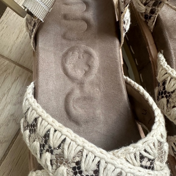 NWT Mou Crochet Wedge Shoes - Picture 5 of 9